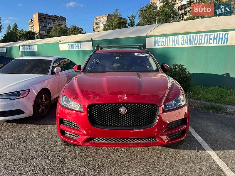 Jaguar F-Pace 2017