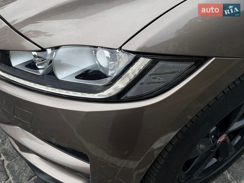 Позашляховик / Кросовер Jaguar F-Pace 2016 в Одесі