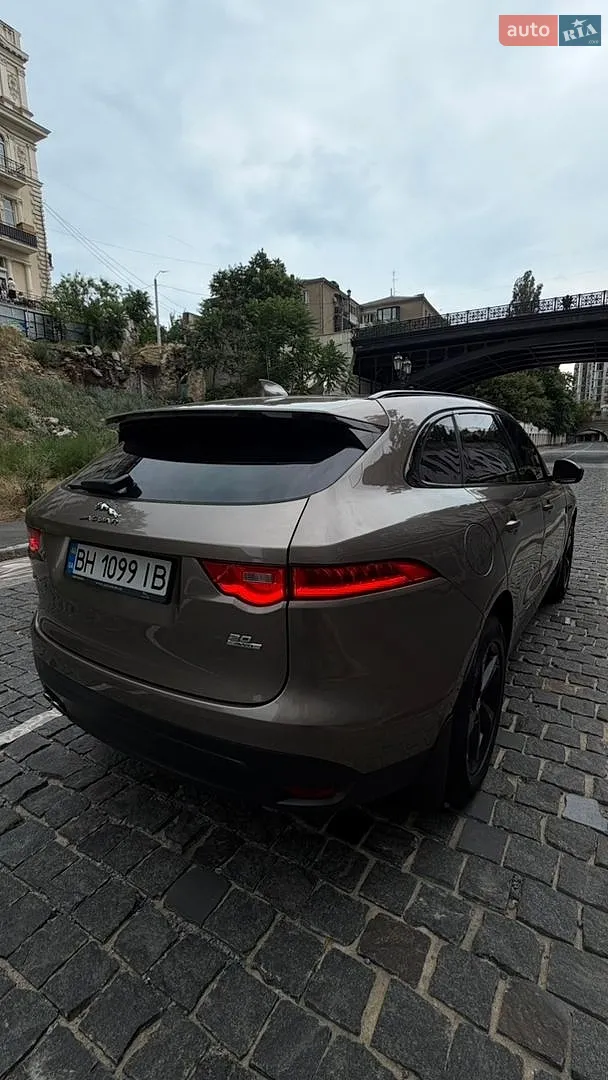 2016 Jaguar F-Pace - мініатюра 15