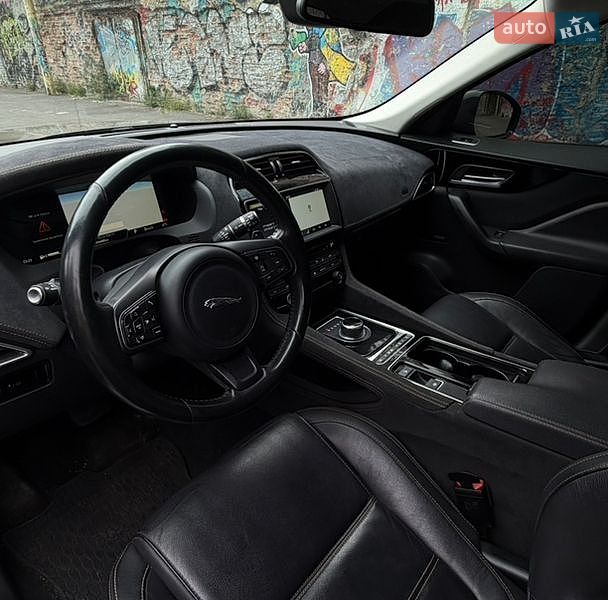 Позашляховик / Кросовер Jaguar F-Pace 2016 в Одесі