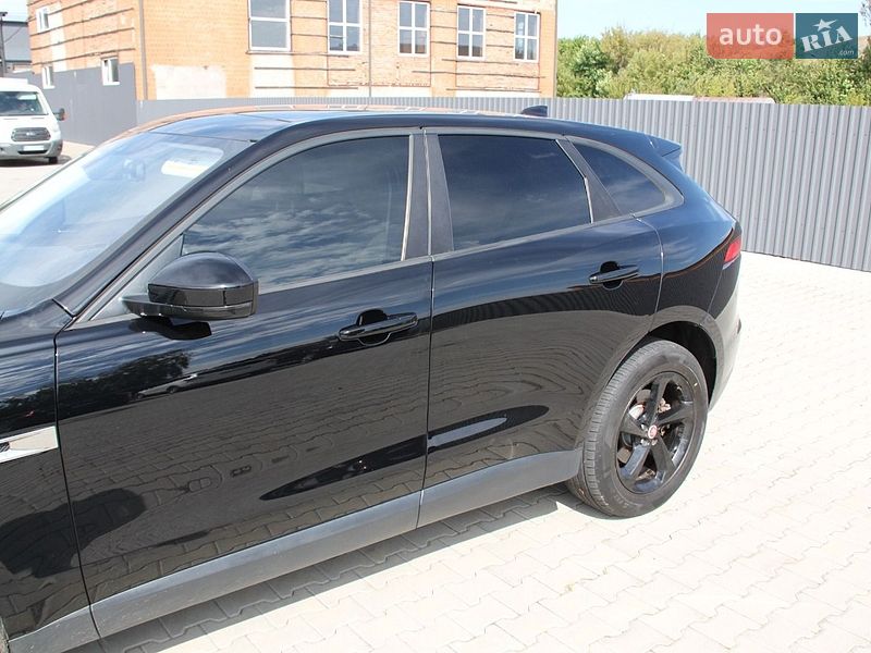 Внедорожник / Кроссовер Jaguar F-Pace 2016 в Нововолынске