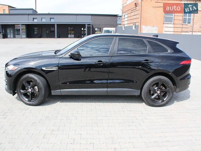 Внедорожник / Кроссовер Jaguar F-Pace 2016 в Нововолынске