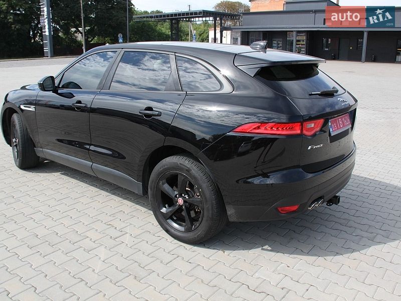 Внедорожник / Кроссовер Jaguar F-Pace 2016 в Нововолынске