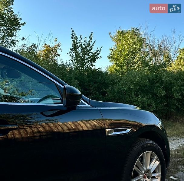 Внедорожник / Кроссовер Jaguar F-Pace 2019 в Полтаве