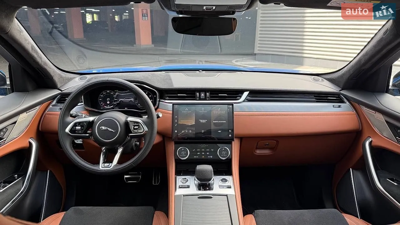 2022 Jaguar F-Pace - мініатюра 31