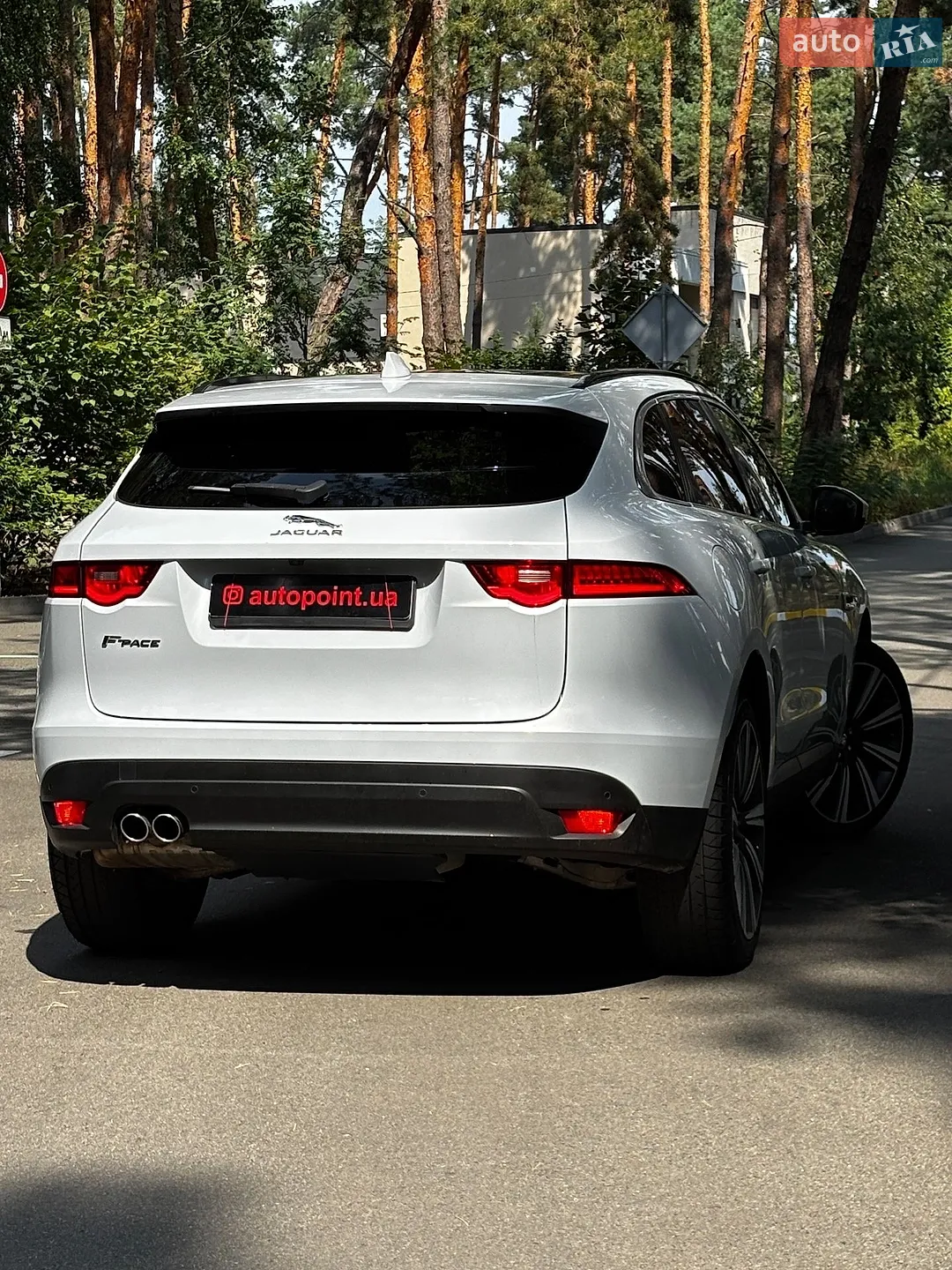 2016 Jaguar F-Pace - мініатюра 13