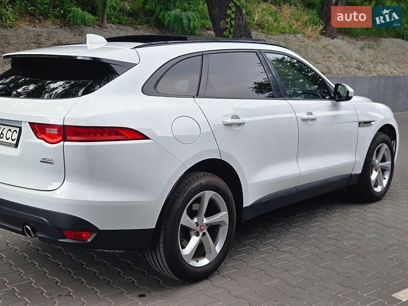Внедорожник / Кроссовер Jaguar F-Pace 2016 в Киеве фото 20 Внедорожник / Кроссовер Jaguar F-Pace 2016 в Киеве