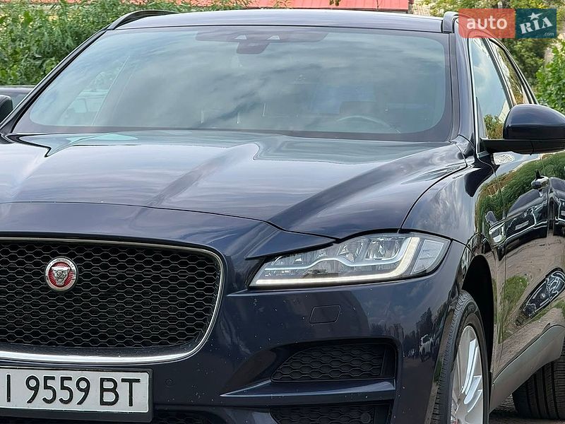 Позашляховик / Кросовер Jaguar F-Pace 2016 в Києві
