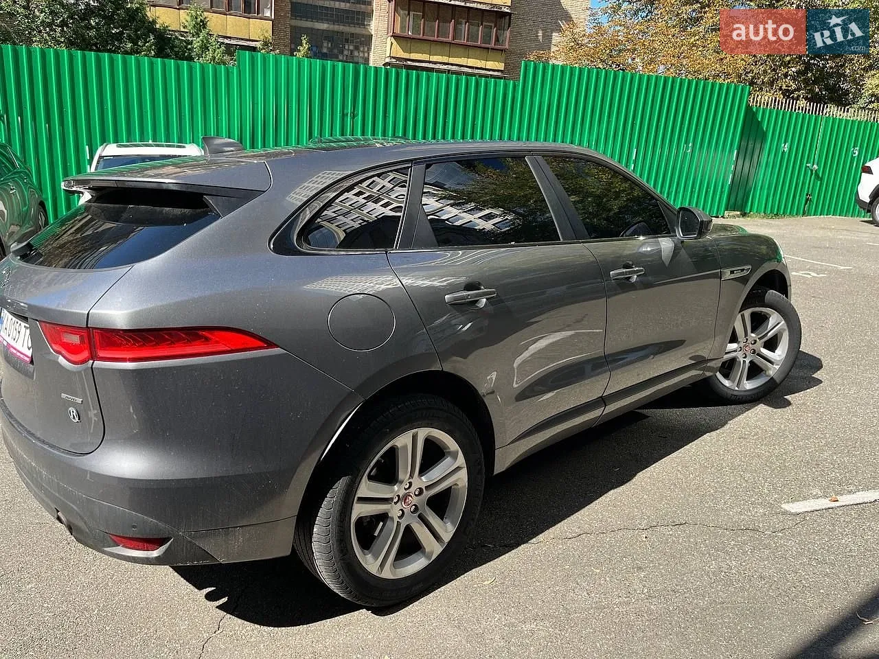 2016 Jaguar F-Pace - мініатюра 3