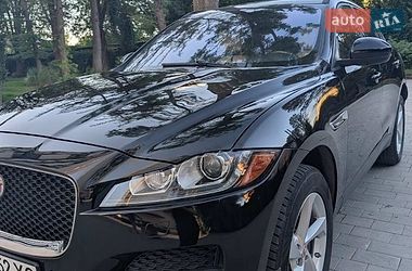 Внедорожник / Кроссовер Jaguar F-Pace 2017 в Ивано-Франковске фото 3 Внедорожник / Кроссовер Jaguar F-Pace 2017 в Ивано-Франковске