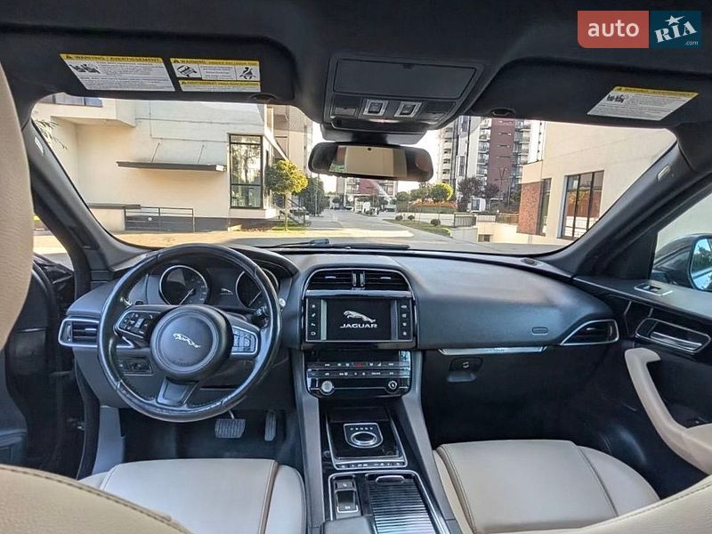 Внедорожник / Кроссовер Jaguar F-Pace 2017 в Ивано-Франковске фото 13 Внедорожник / Кроссовер Jaguar F-Pace 2017 в Ивано-Франковске