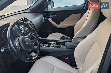 Внедорожник / Кроссовер Jaguar F-Pace 2017 в Ивано-Франковске фото 16 Внедорожник / Кроссовер Jaguar F-Pace 2017 в Ивано-Франковске