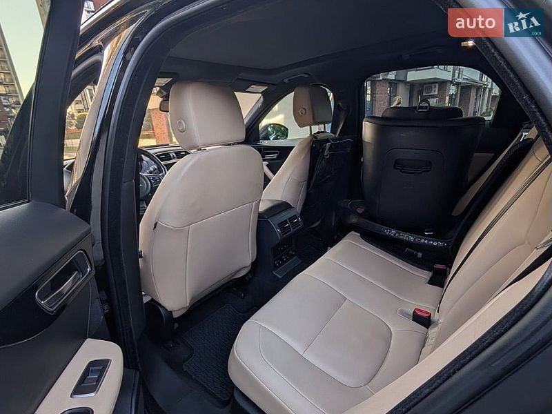 Внедорожник / Кроссовер Jaguar F-Pace 2017 в Ивано-Франковске фото 17 Внедорожник / Кроссовер Jaguar F-Pace 2017 в Ивано-Франковске