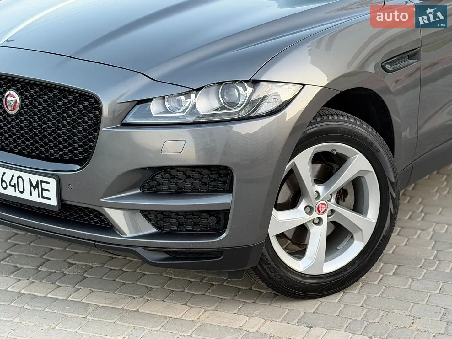 2018 Jaguar F-Pace - мініатюра 3