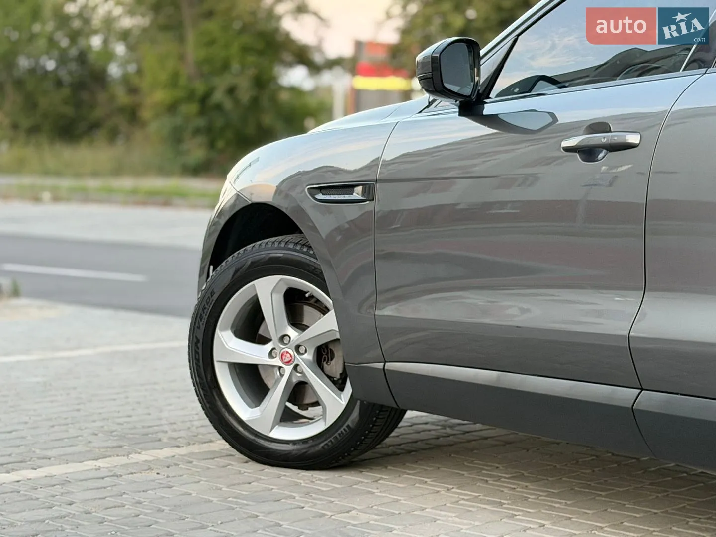 2018 Jaguar F-Pace - мініатюра 11