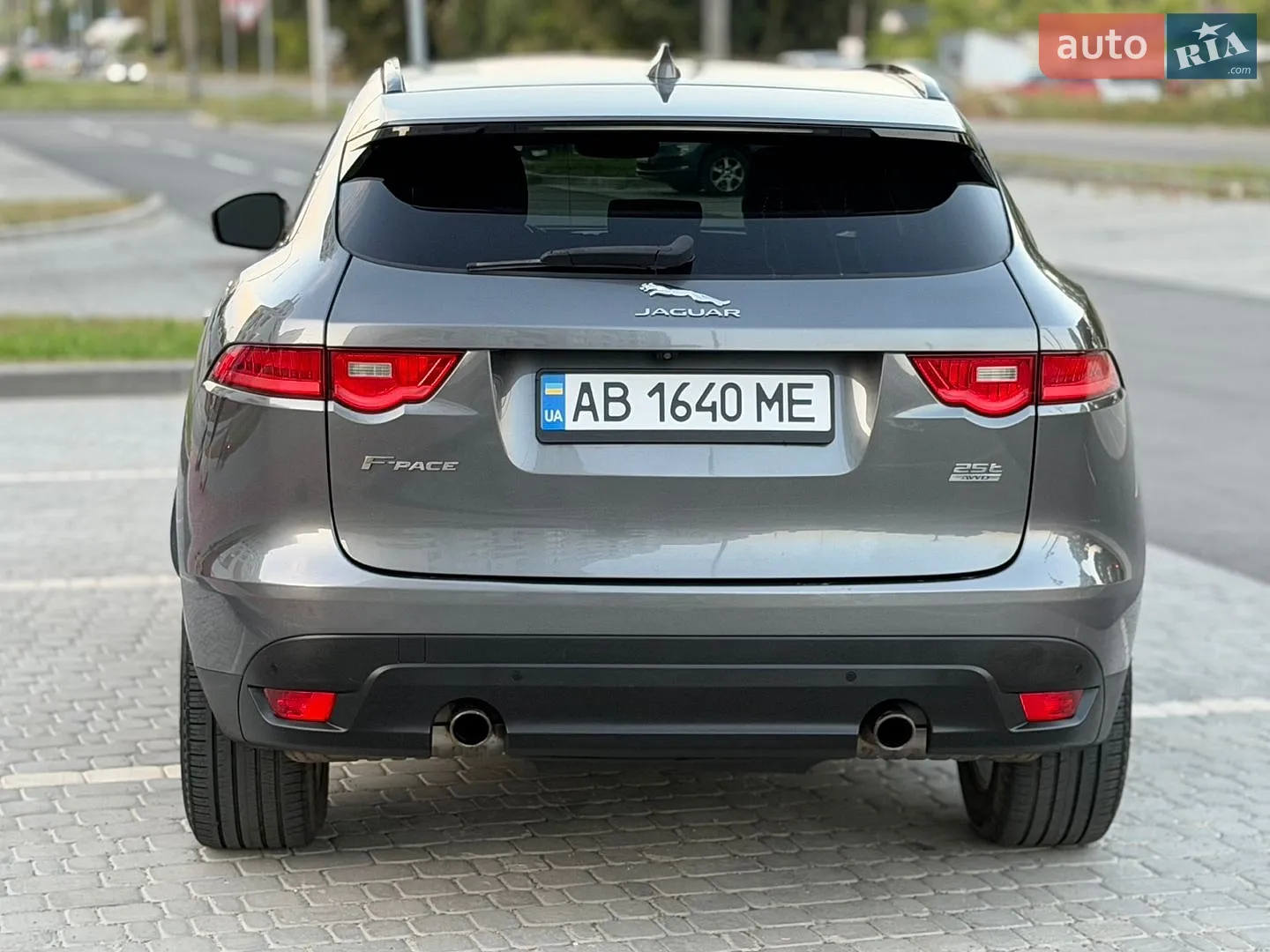2018 Jaguar F-Pace - мініатюра 18
