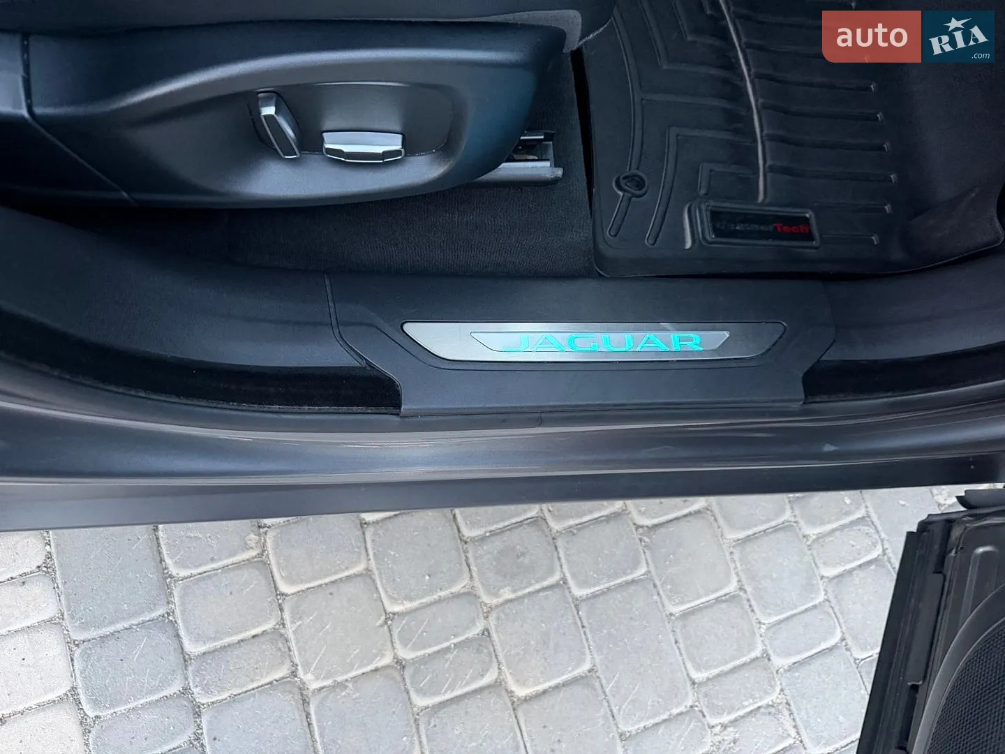 2018 Jaguar F-Pace - мініатюра 49
