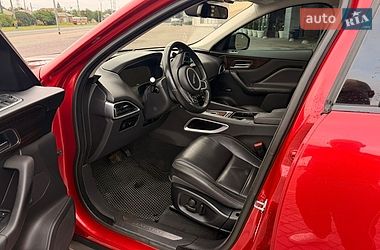 Позашляховик / Кросовер Jaguar F-Pace 2017 в Харкові