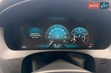 Позашляховик / Кросовер Jaguar F-Pace 2017 в Харкові