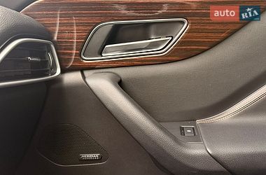 Позашляховик / Кросовер Jaguar F-Pace 2017 в Харкові