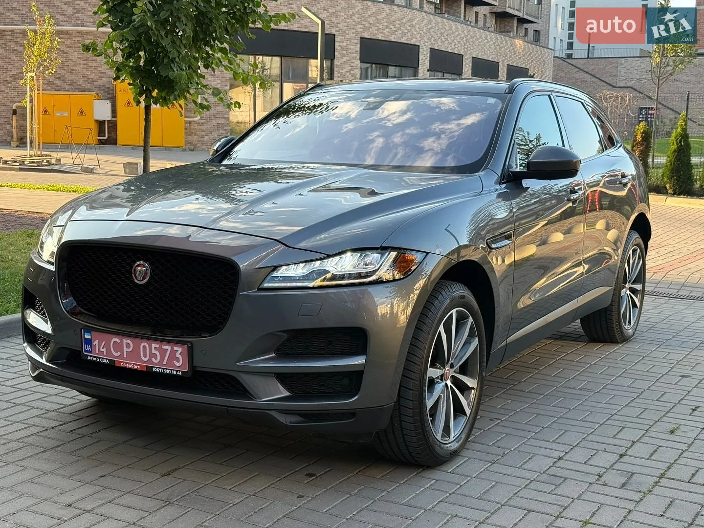 2018 Jaguar F-Pace - фото 1