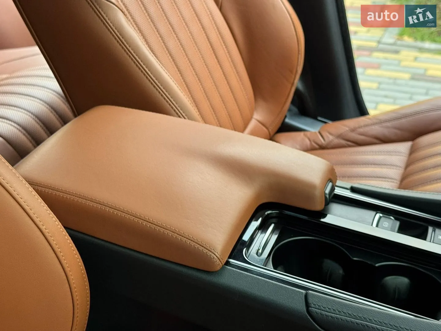 2018 Jaguar F-Pace - мініатюра 48