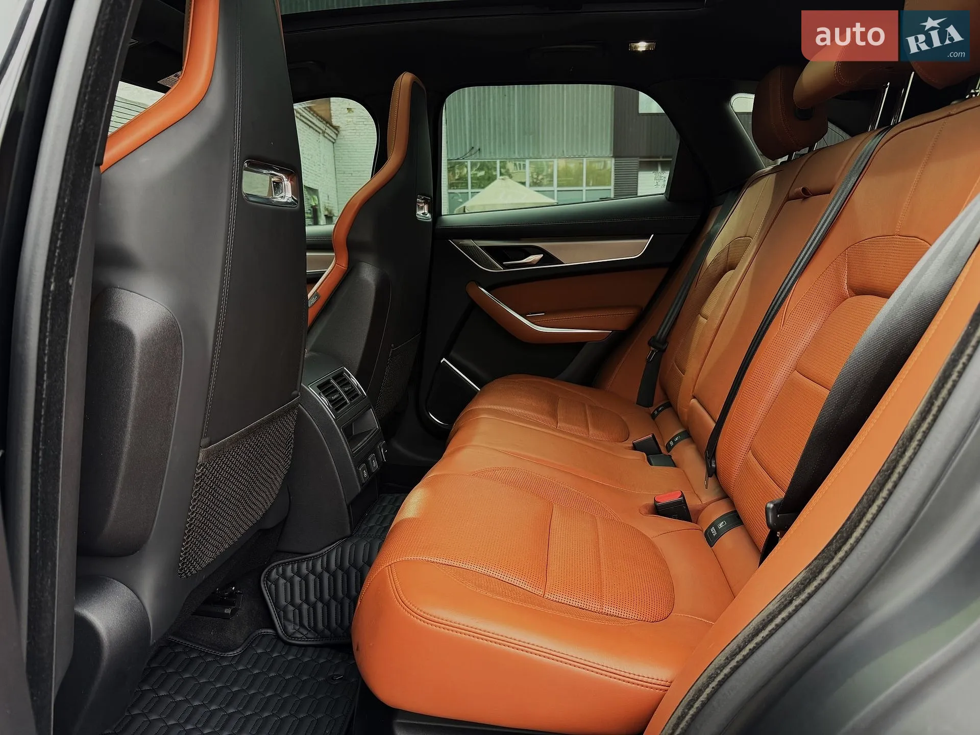 2023 Jaguar F-Pace - мініатюра 31