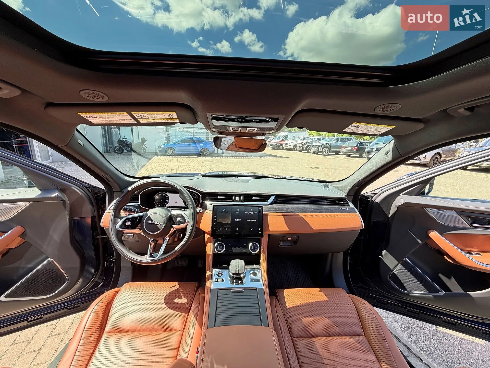 2024 Jaguar F-Pace - мініатюра 25