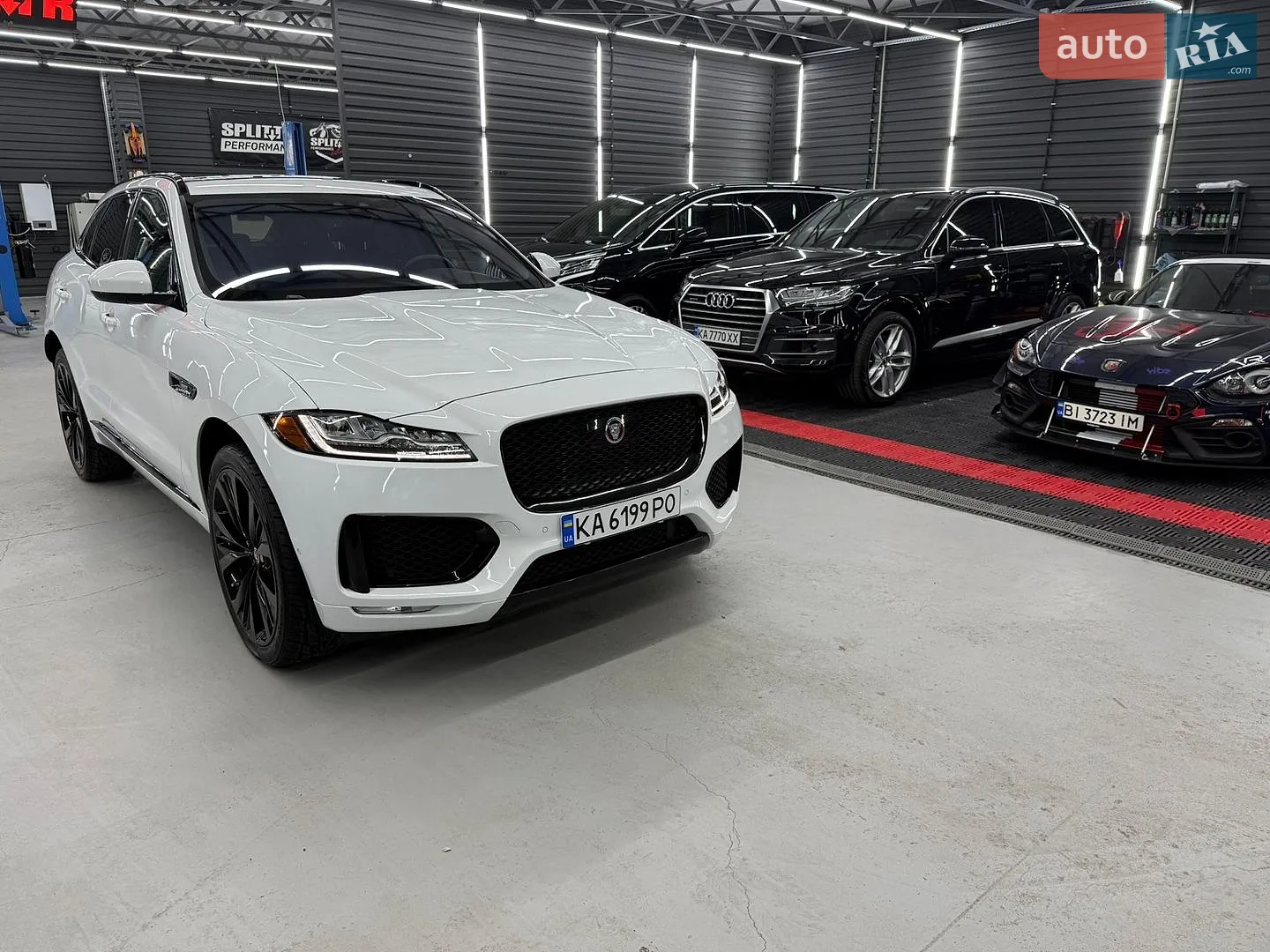 2018 Jaguar F-Pace - мініатюра 6