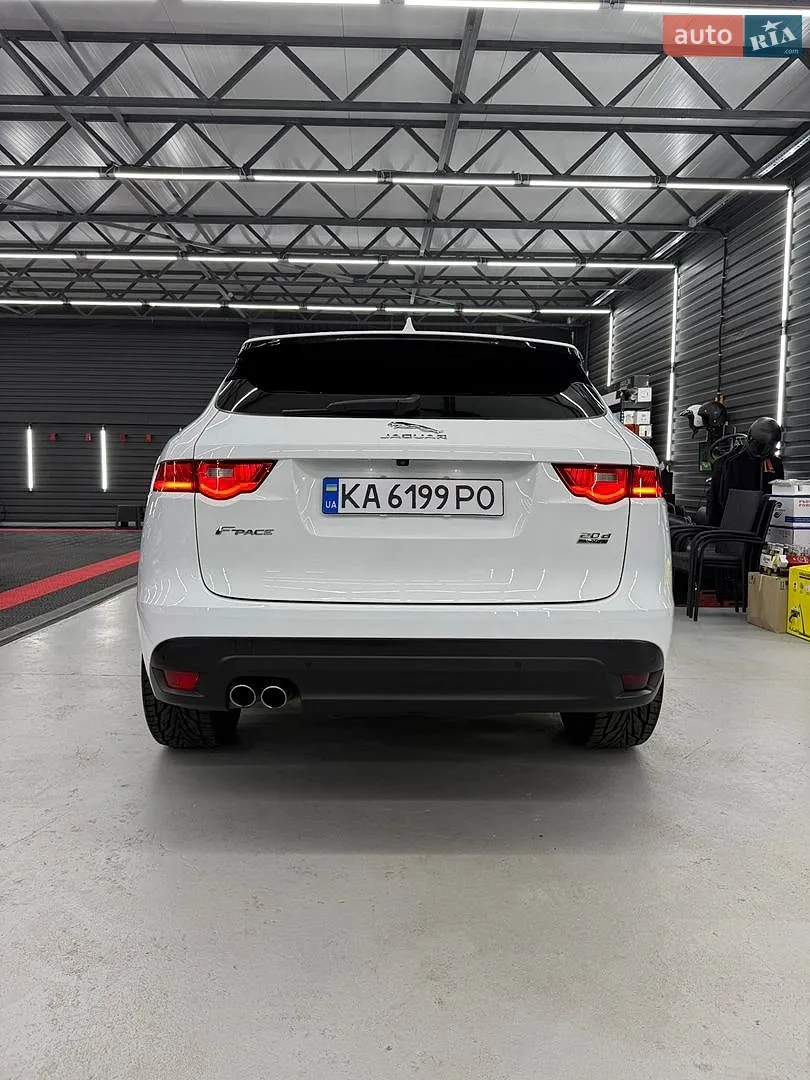 2018 Jaguar F-Pace - мініатюра 13