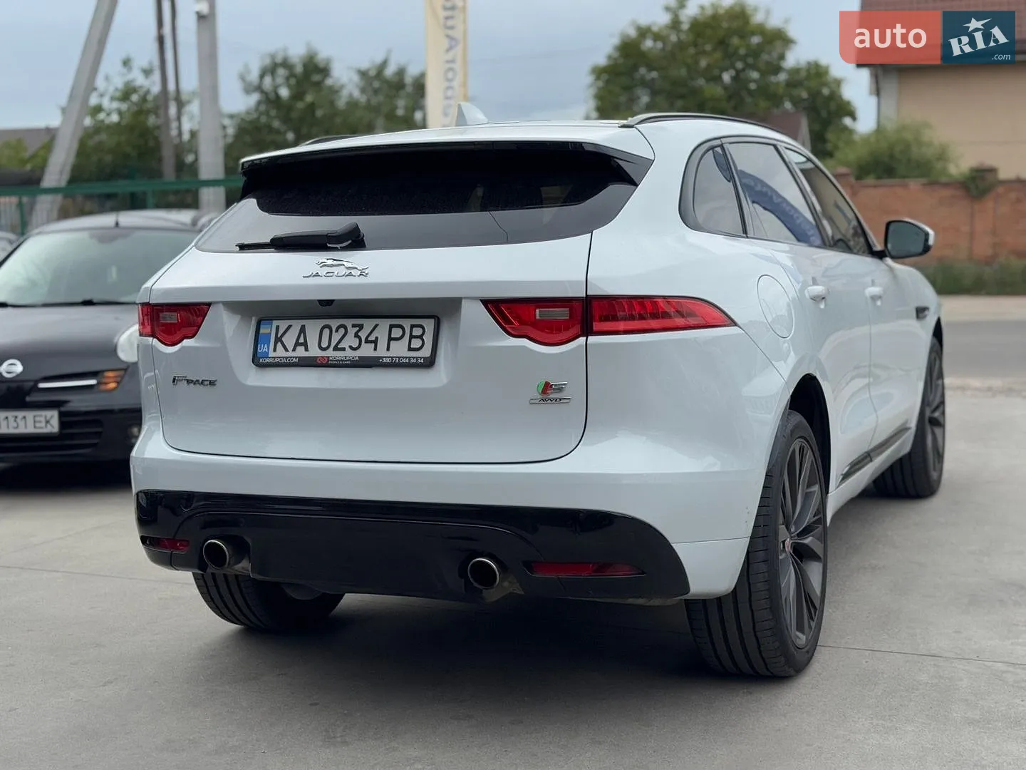 2016 Jaguar F-Pace - мініатюра 12