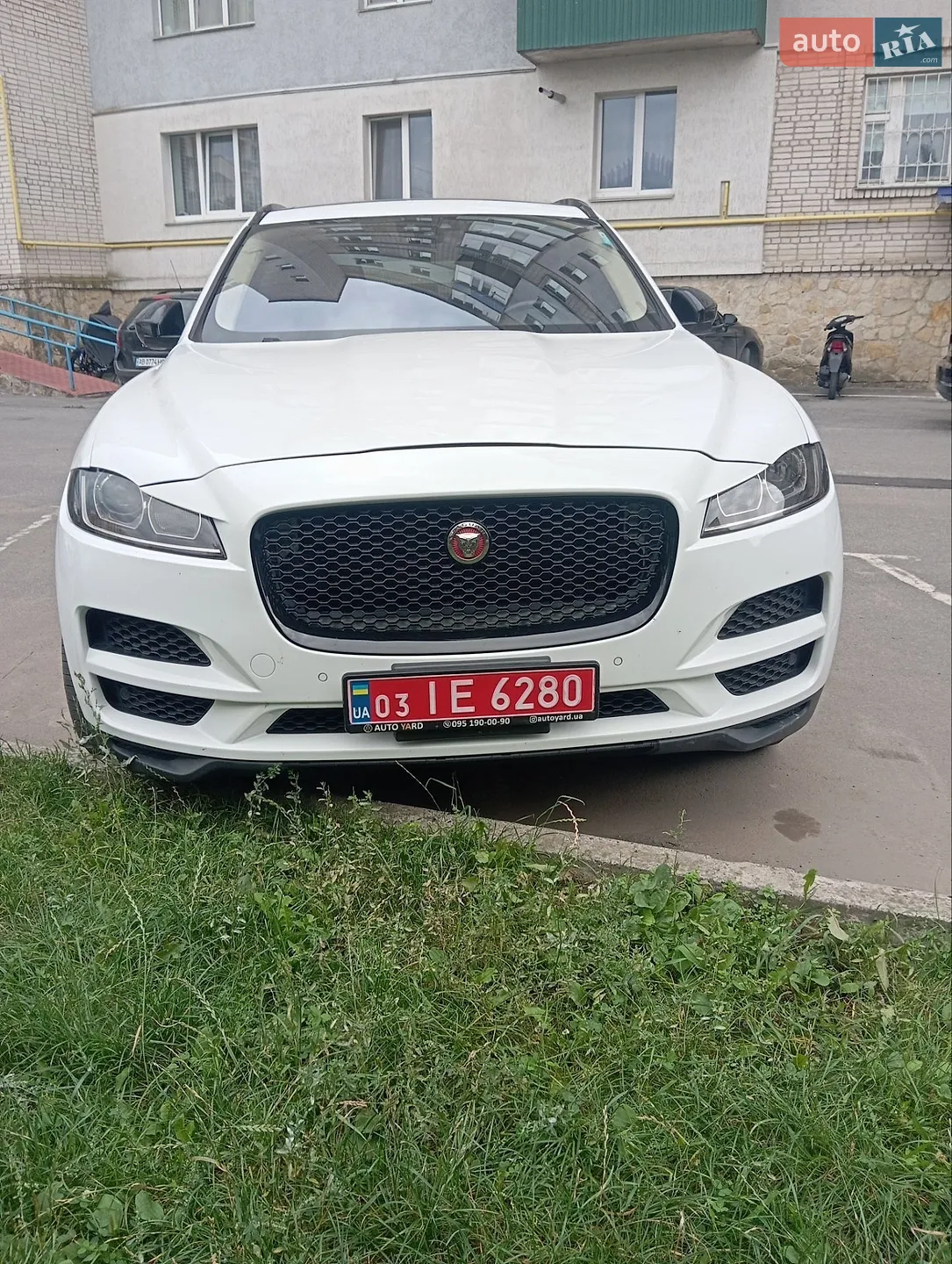 2020 Jaguar F-Pace - мініатюра 14