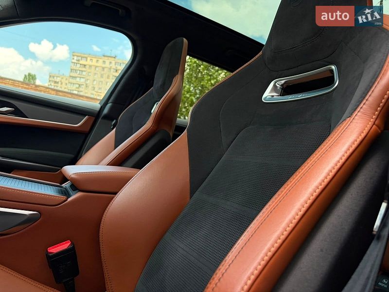 Позашляховик / Кросовер Jaguar F-Pace 2023 в Києві