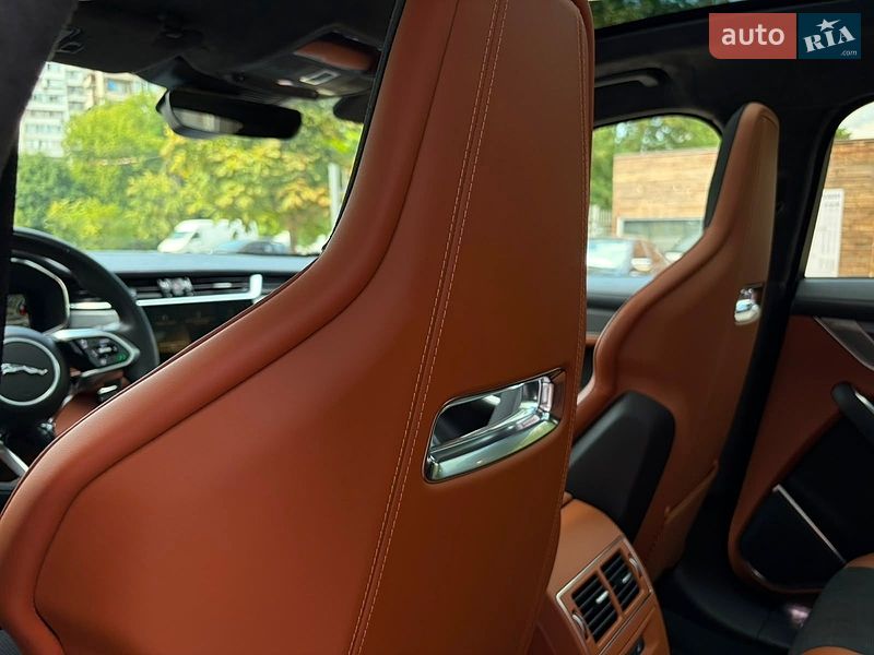 Позашляховик / Кросовер Jaguar F-Pace 2023 в Києві