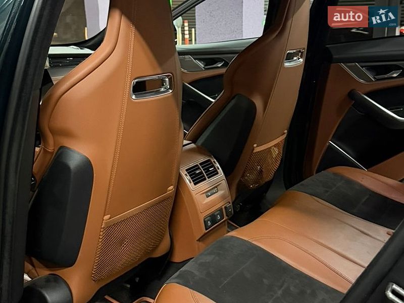 Внедорожник / Кроссовер Jaguar F-Pace 2021 в Киеве фото 14 Внедорожник / Кроссовер Jaguar F-Pace 2021 в Киеве