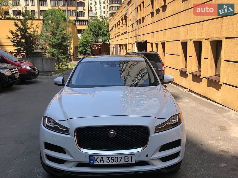 Внедорожник / Кроссовер Jaguar F-Pace 2017 в Киеве