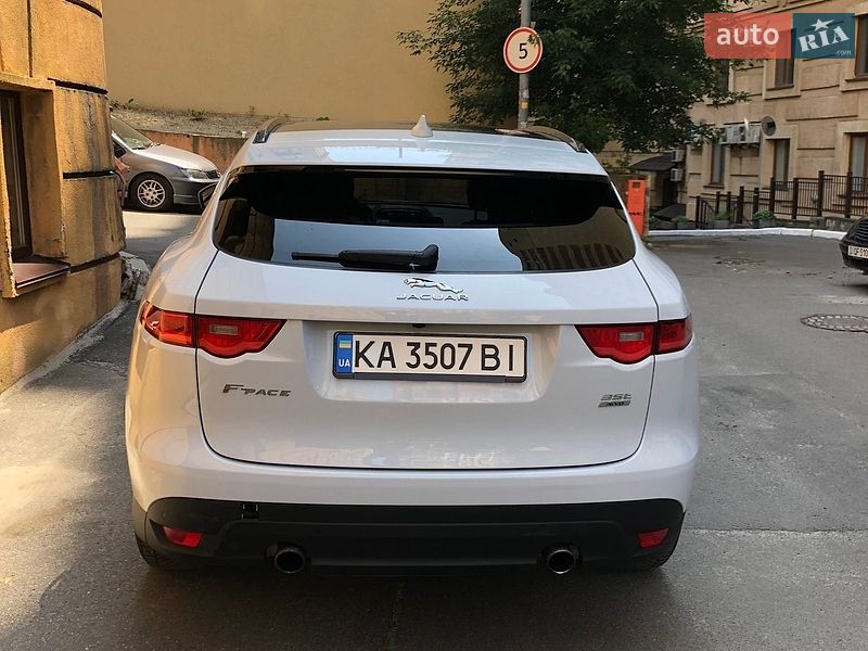 Внедорожник / Кроссовер Jaguar F-Pace 2017 в Киеве