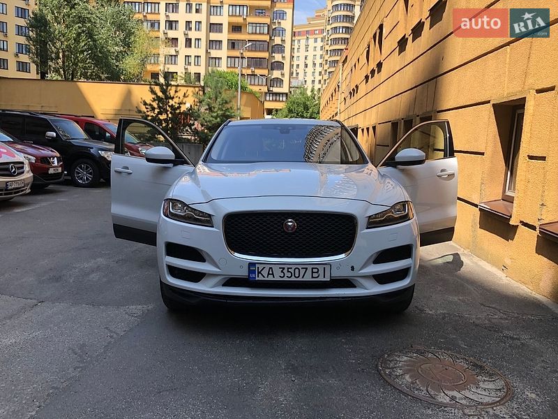 Внедорожник / Кроссовер Jaguar F-Pace 2017 в Киеве