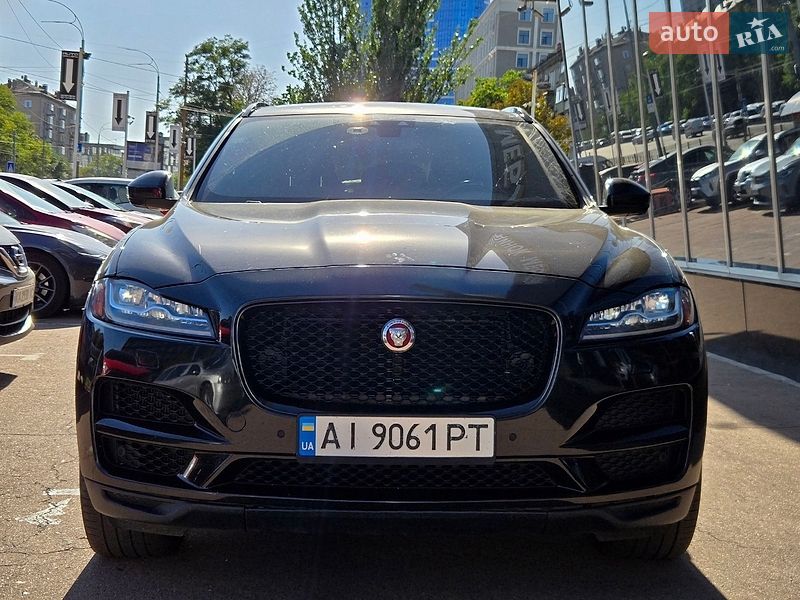 Внедорожник / Кроссовер Jaguar F-Pace 2016 в Киеве