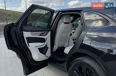 Внедорожник / Кроссовер Jaguar F-Pace 2024 в Ирпене