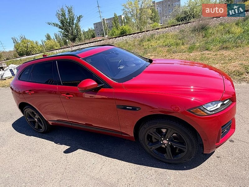 Позашляховик / Кросовер Jaguar F-Pace 2016 в Миколаєві