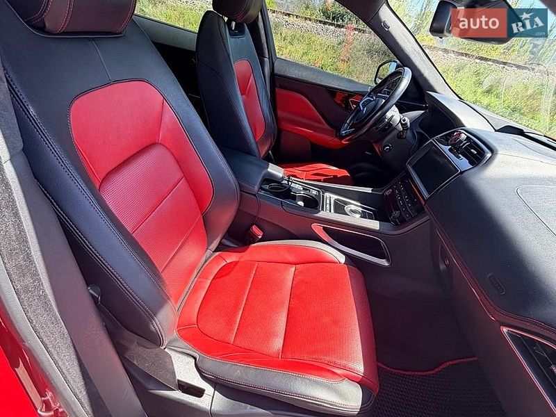 Позашляховик / Кросовер Jaguar F-Pace 2016 в Миколаєві