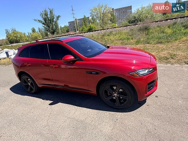 Позашляховик / Кросовер Jaguar F-Pace 2016 в Миколаєві