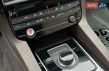 Позашляховик / Кросовер Jaguar F-Pace 2016 в Одесі