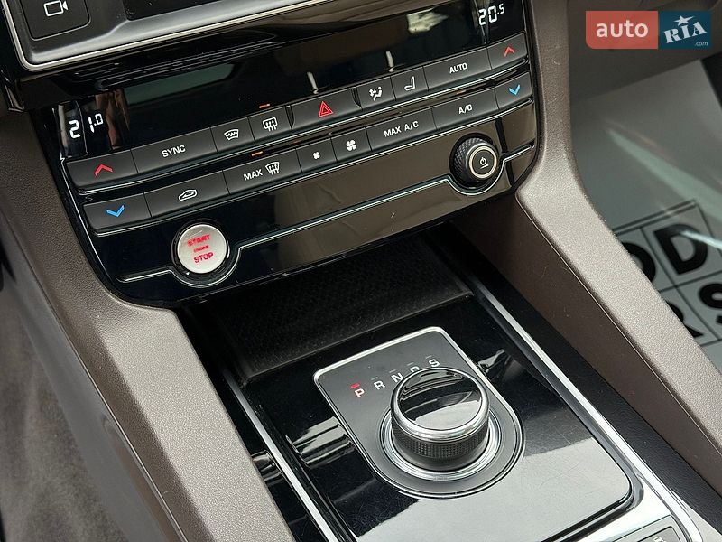 Позашляховик / Кросовер Jaguar F-Pace 2016 в Одесі