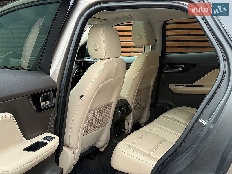 Позашляховик / Кросовер Jaguar F-Pace 2016 в Одесі