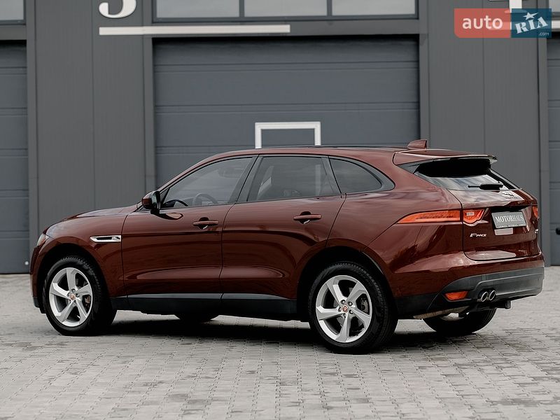 Позашляховик / Кросовер Jaguar F-Pace 2016 в Чернівцях