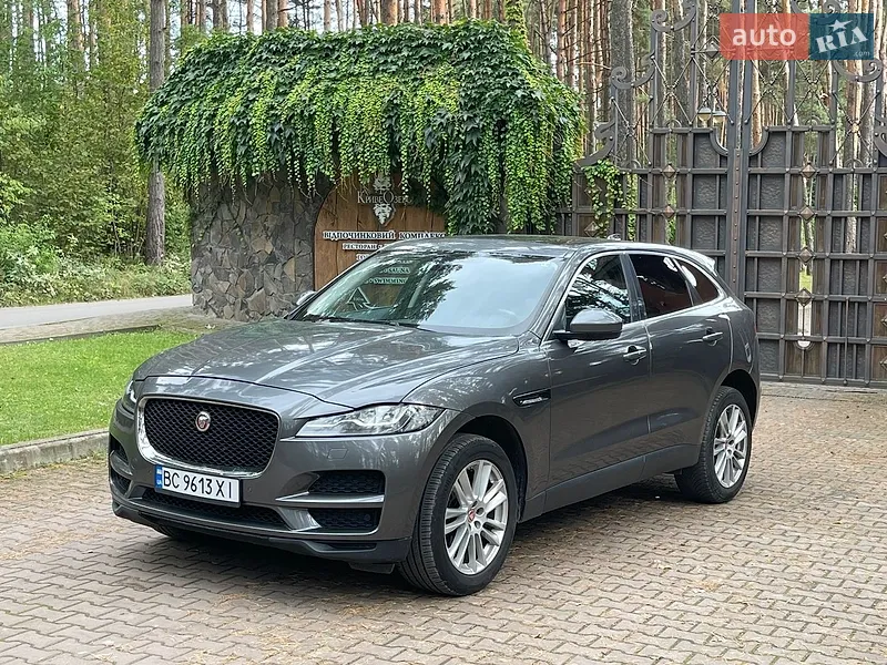 Jaguar F-Pace