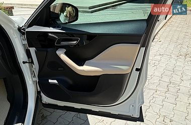 Позашляховик / Кросовер Jaguar F-Pace 2019 в Тернополі