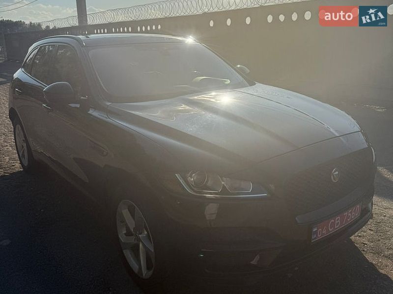 Внедорожник / Кроссовер Jaguar F-Pace 2016 в Киеве